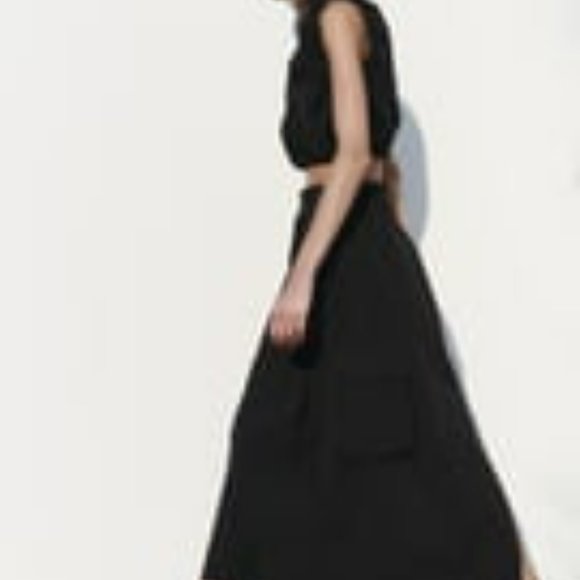 Crop Top - Picture 3 of 11